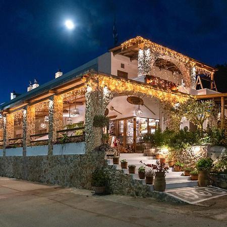 Limeri Traditional Guest House Monolithos  Екстер'єр фото