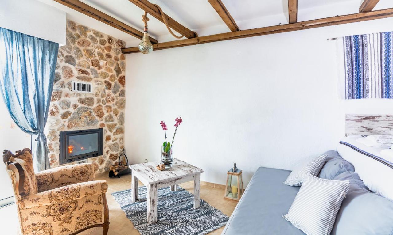 Limeri Traditional Guest House Monolithos  Екстер'єр фото
